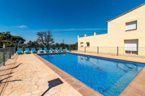 Hotels in Llambilles